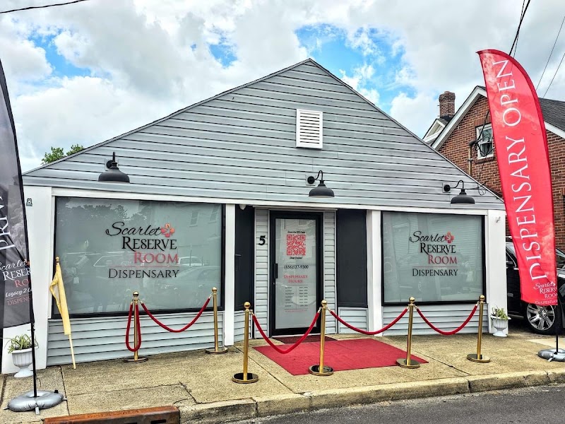 Scarlet reserve room, a licensed Englishtown, NJ dispensary carrying Rosin Tech Labs